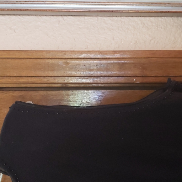 Black Apostrophe XL beautiful Sleeveless  sweater top w/ruffle accent - Picture 7 of 14